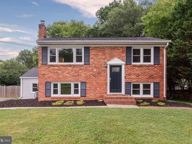 20212 BROAD RUN DRIVE, STERLING, VA 20165