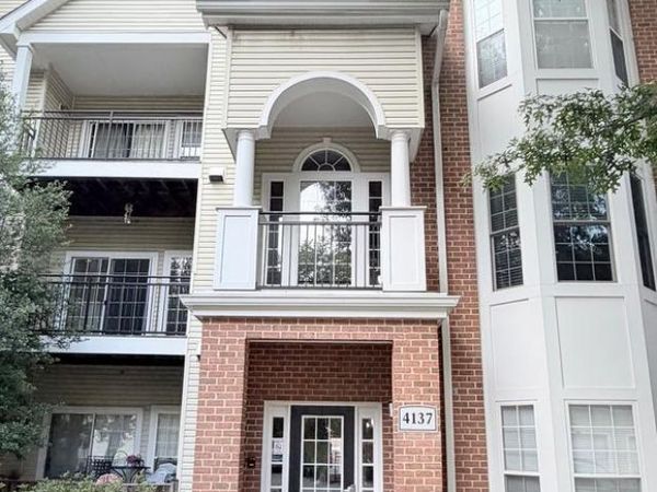 4137 FOUNTAINSIDE LANE, Unit 201, FAIRFAX, VA 22030