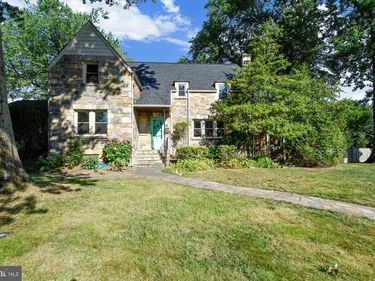 400 MEADOW LANE, FALLS CHURCH, VA 22042
