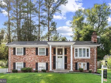13820 GILBERT ROAD, WOODBRIDGE, VA 22193