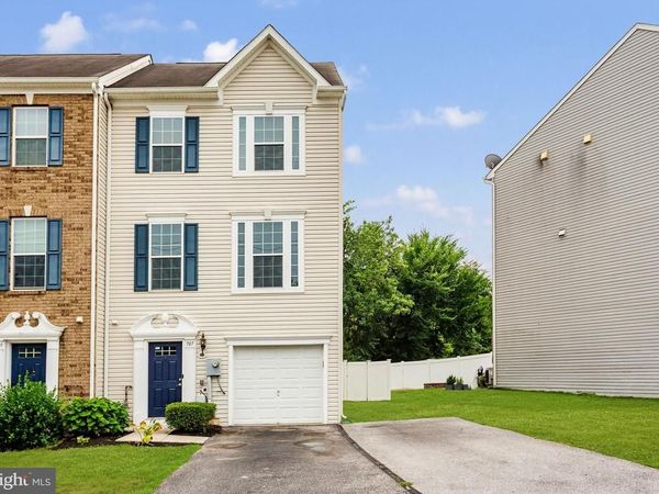 707 SPENCER DRIVE, HANOVER, PA 17331