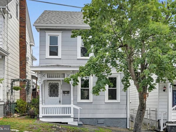 235 N LEHIGH STREET , TAMAQUA, PA 18252