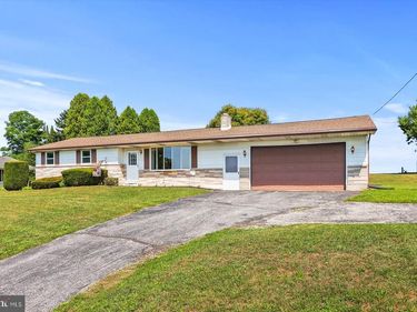 3591 EMIG SCHOOL ROAD, DOVER, PA 17315