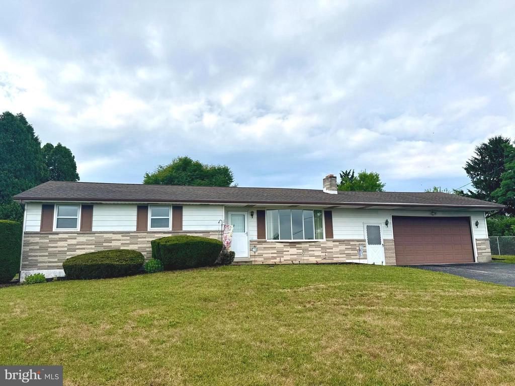 3591 EMIG SCHOOL ROAD , DOVER, PA 17315