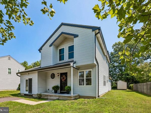 33 COUNTRY LANE, VOORHEES, NJ 08043