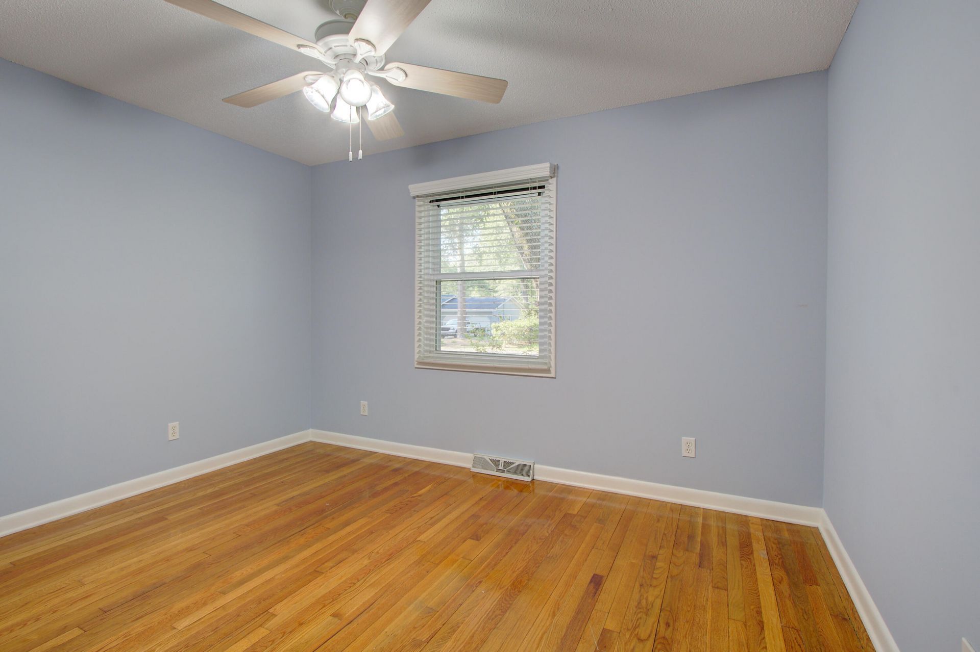 209 Chucker Drive Photo 12