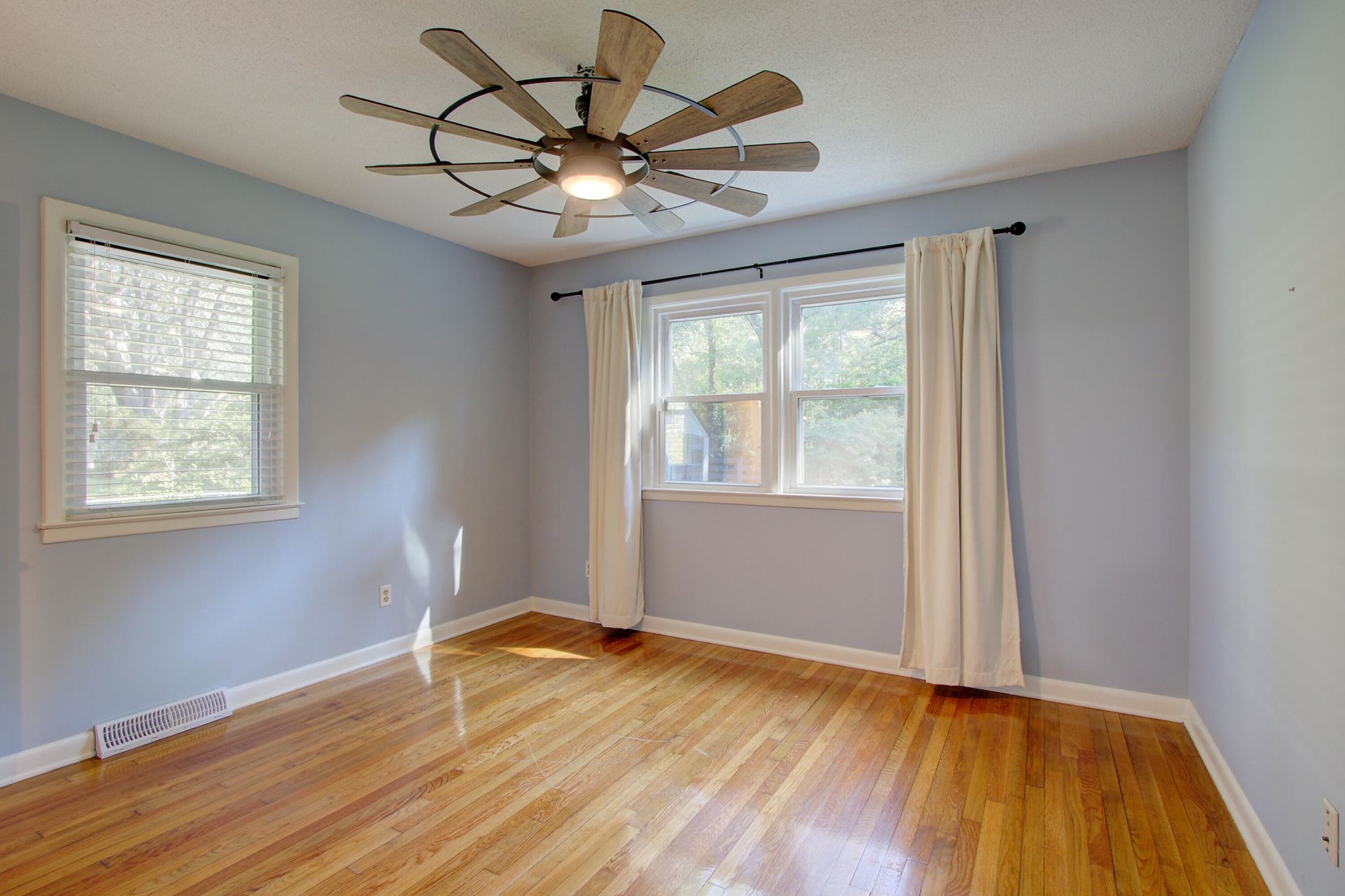209 Chucker Drive Photo 19