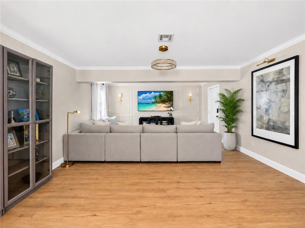 2700 16th Street, Vero Beach, FL 32960 Photo