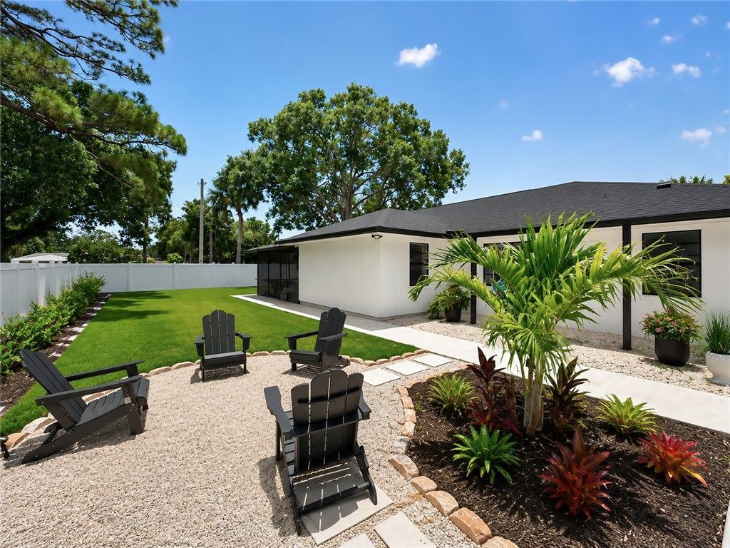 2700 16th Street, Vero Beach, FL 32960 Photo