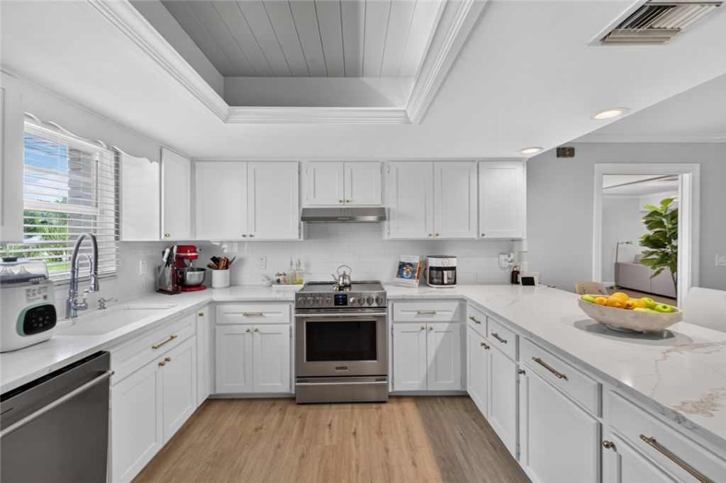 2700 16th Street, Vero Beach, FL 32960 Photo