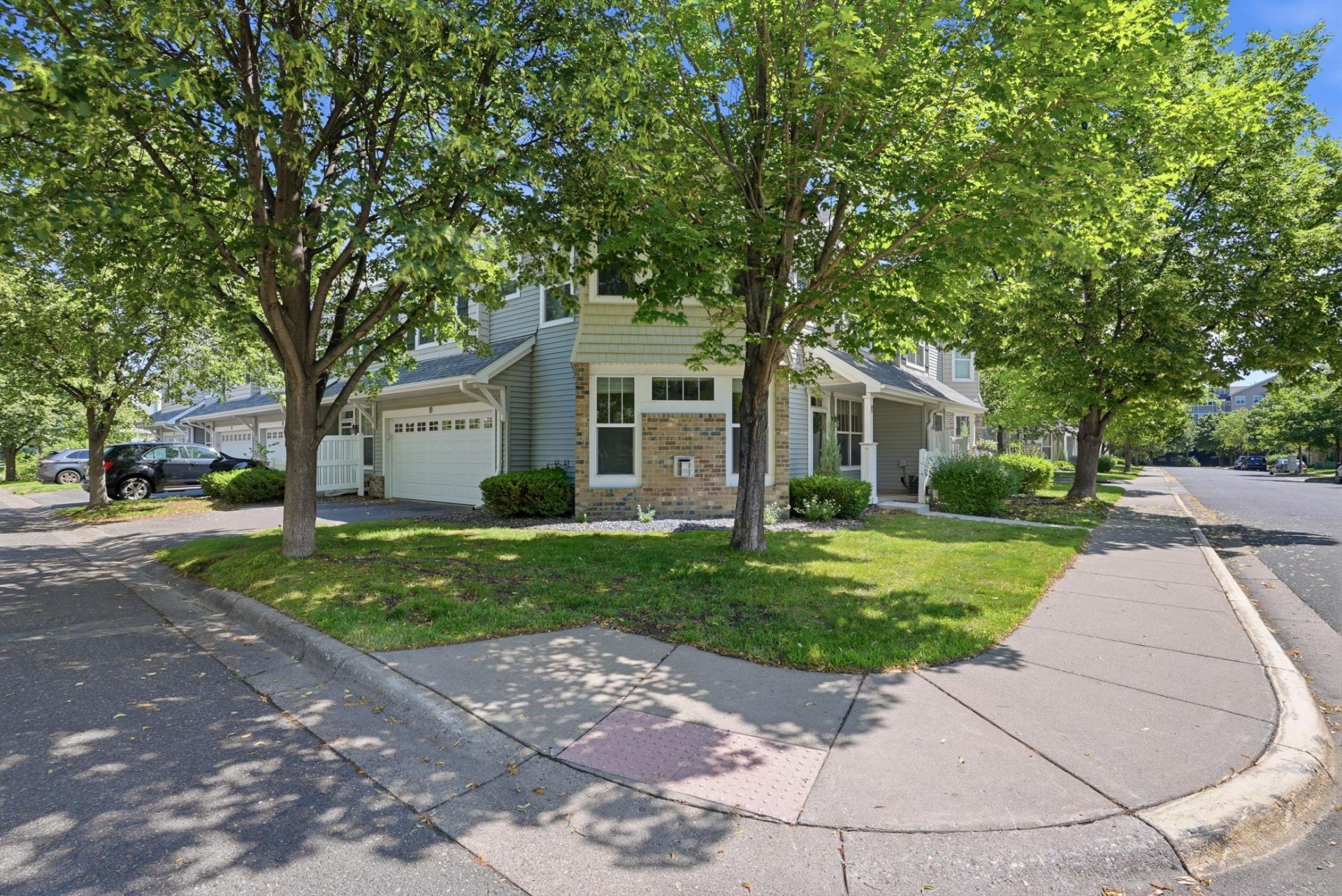 1601 Woodlynn Avenue, Maplewood, MN 55109