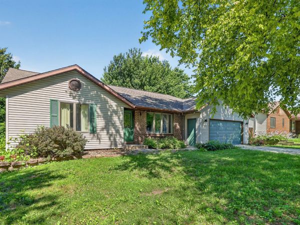 929 Byron Avenue N, Byron, MN 55920