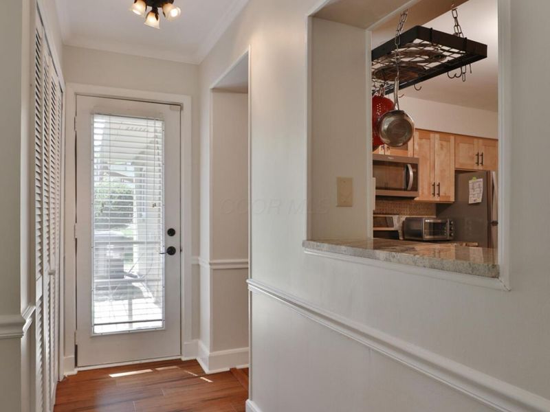 393 Charleston Avenue, Columbus, OH 43214 Photo 18