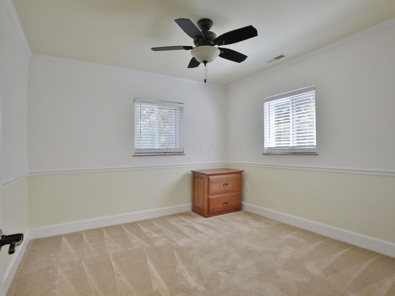 393 Charleston Avenue, Columbus, OH 43214 Photo 34