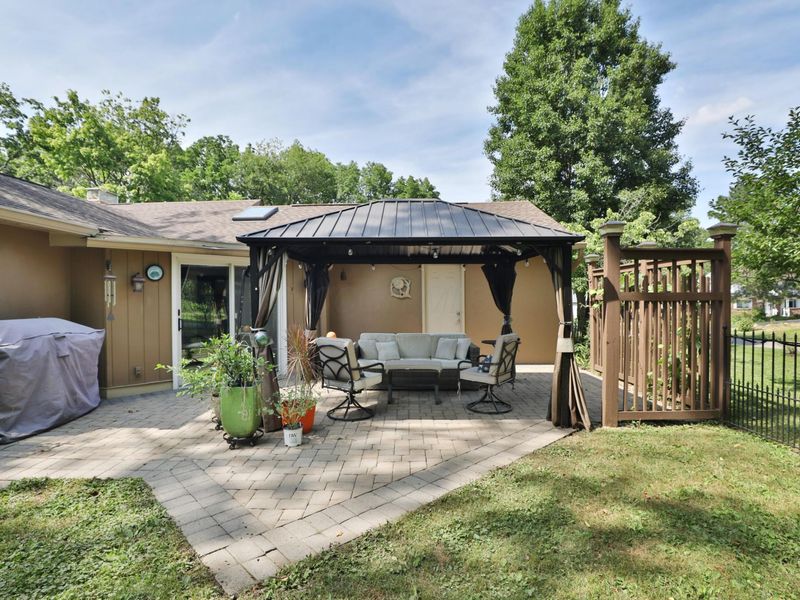 393 Charleston Avenue, Columbus, OH 43214 Photo 38