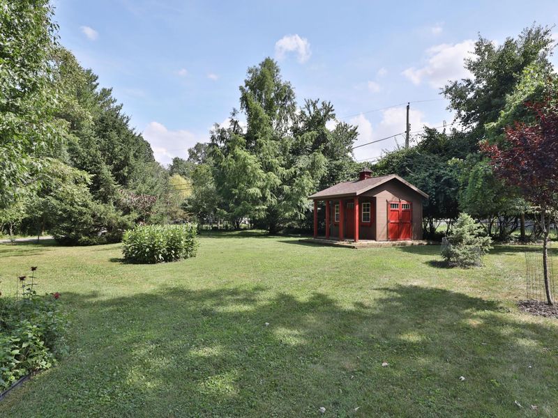 393 Charleston Avenue, Columbus, OH 43214 Photo 44