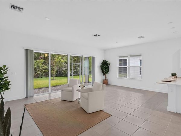 12448 Violet LN , NAPLES, FL 34120