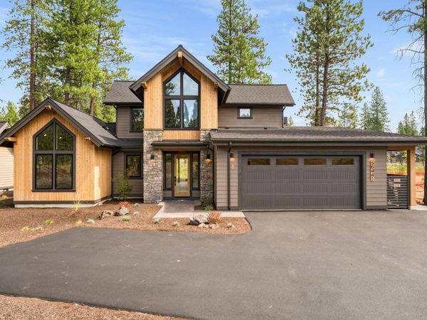 56441 Elk Run Drive, Unit 31, Bend, OR 97707