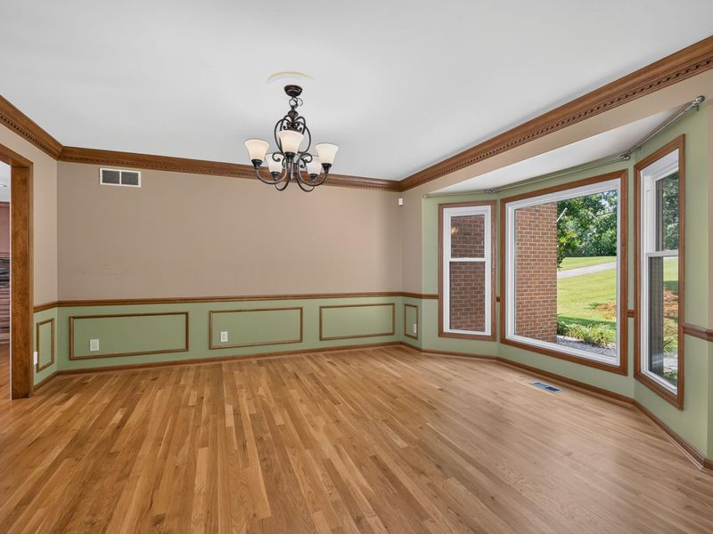 8142 Heatherwood Drive, Florence, KY 41042 Photo 12