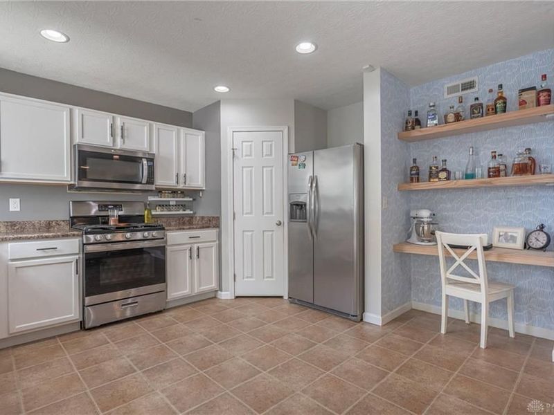 5060 Jessica Suzanne Drive, Morrow, OH 45152 Photo 10