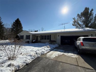 3668 E Allen Road, Oceola Twp, MI 48855
