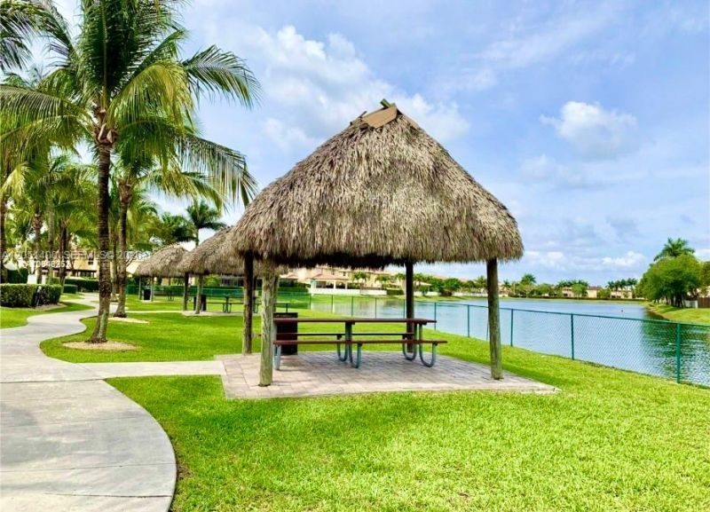 7472 NW 112th Path , Doral, FL 33178 Photo