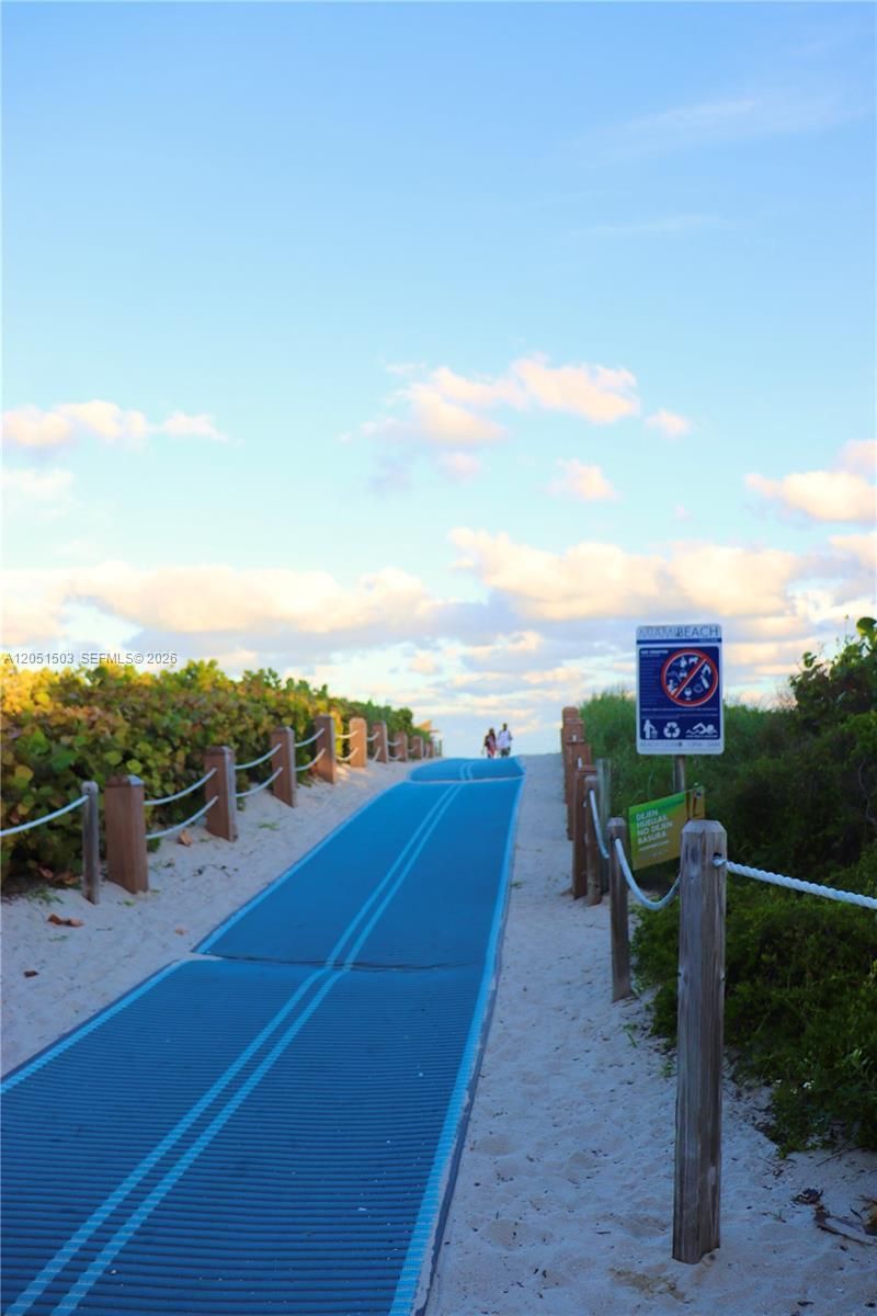 335 Collins Ave , Unit 203, Miami Beach, FL 33139 Photo