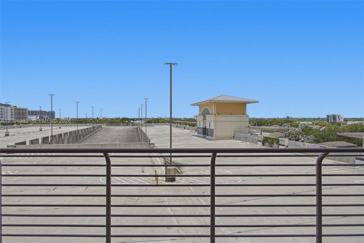 90 NE 32 St , Unit 616, Miami, FL 33137 Photo