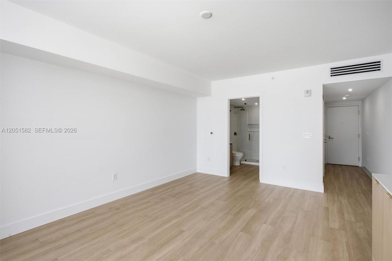 90 NE 32 St , Unit 616, Miami, FL 33137 Photo