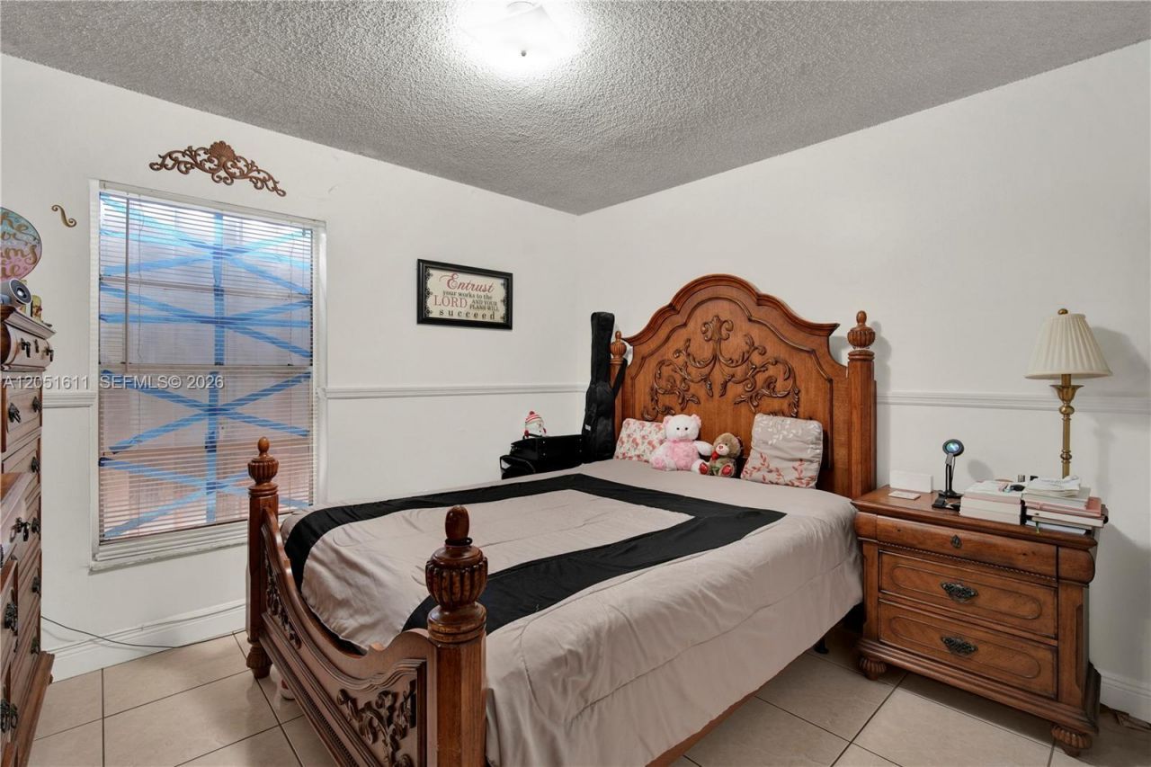 1755 W 60th St, Unit D204, Hialeah, FL 33012 Photo