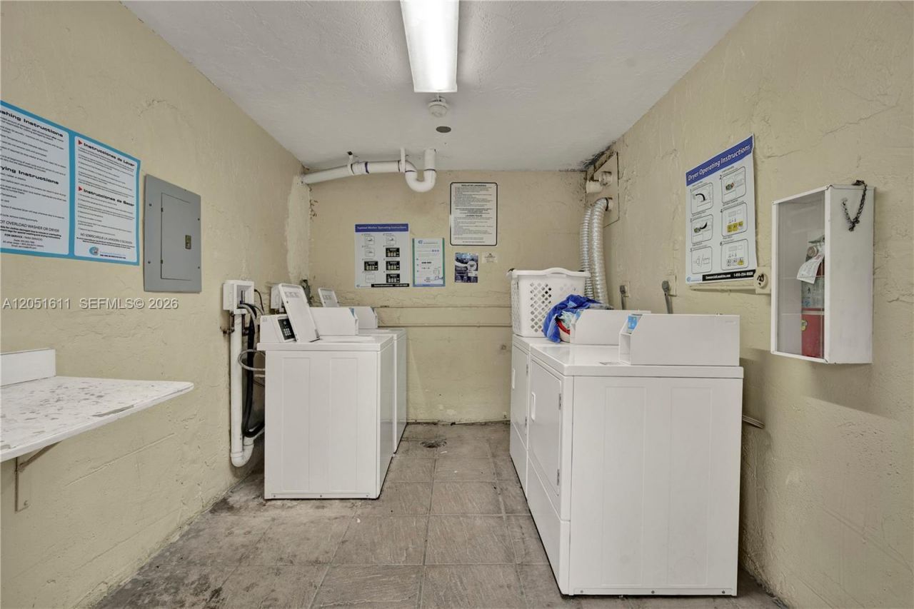 1755 W 60th St, Unit D204, Hialeah, FL 33012 Photo