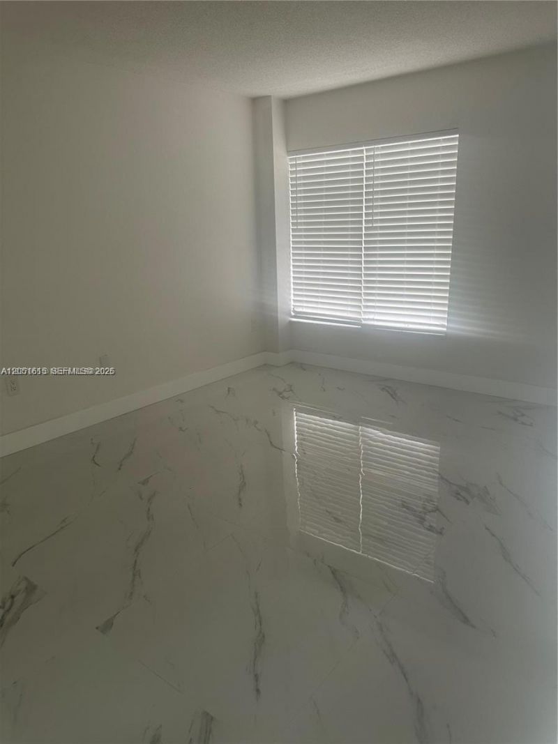 4166 Inverrary Dr, Unit 210, Lauderhill, FL 33319 Photo