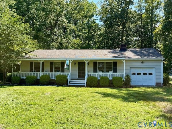 635 River Oaks Road, Center Cross, VA 22437
