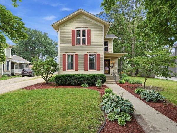 318 S 2nd Street, Evansville, WI 53536