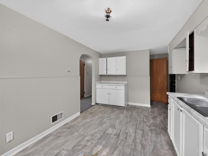 500 Fairbanks Avenue, Cincinnati, OH 45205 Photo 12