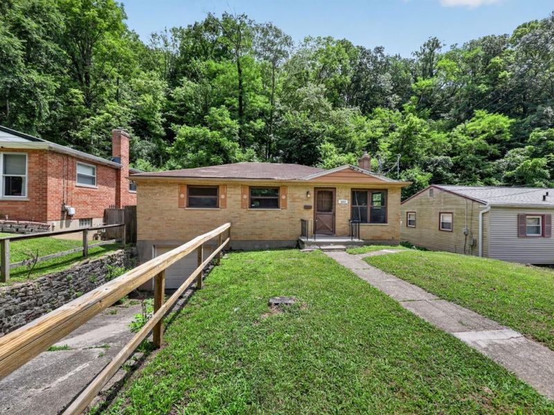 500 Fairbanks Avenue, Cincinnati, OH 45205 Photo 2