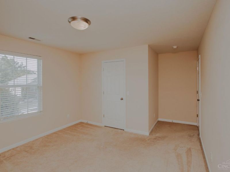 8828 Bluejay View Drive, Whitewater Twp, OH 45002 Photo 13
