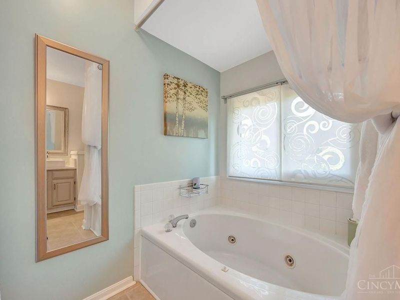 7062 Gregory Creek Lane, West Chester, OH 45069 Photo 25