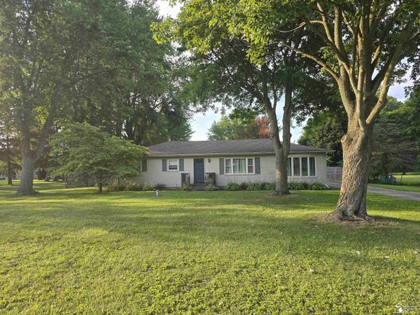 4216 W Samaria Road, Temperance, MI 48182