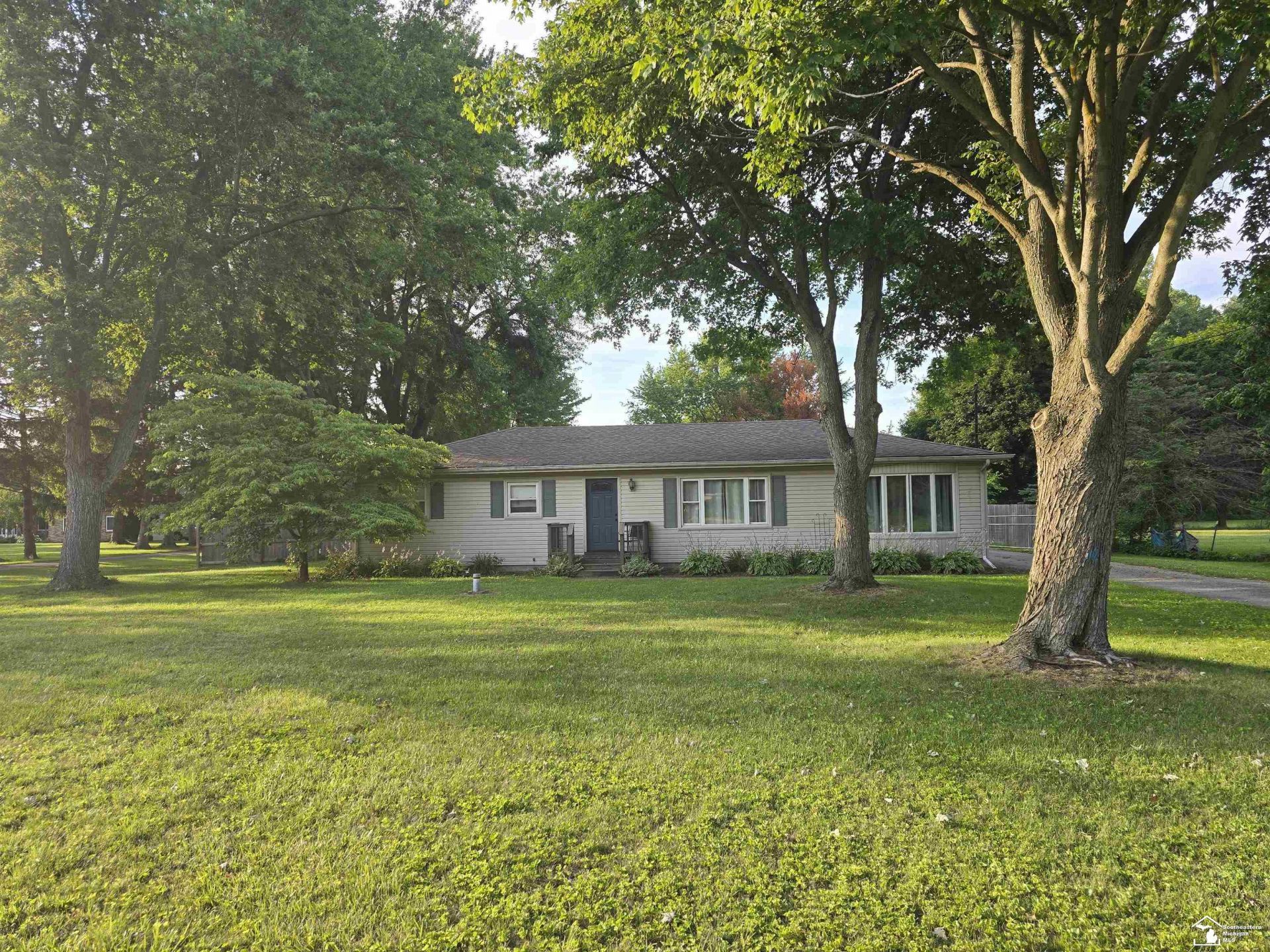 4216 W Samaria Road, Temperance, MI 48182 Main Photo