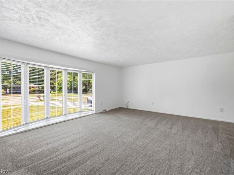 7840 Hoover Court, Mentor, OH 44060 Photo 3