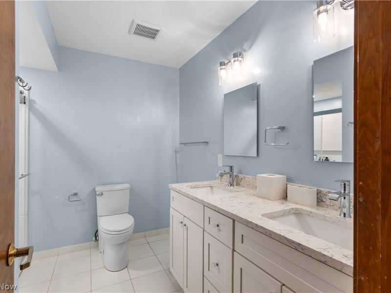 8121 Yorkshire Drive, Mentor, OH 44060 Photo 23