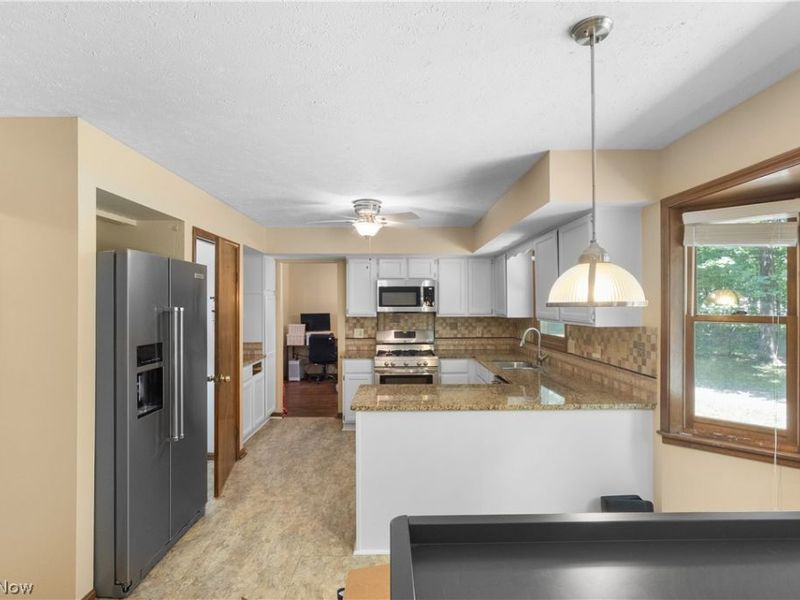 8121 Yorkshire Drive, Mentor, OH 44060 Photo 6