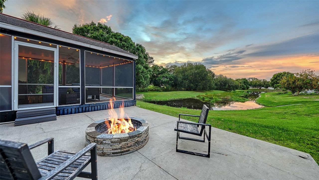2481 S Scarlet Oak Court, Sarasota, FL 34232 Photo