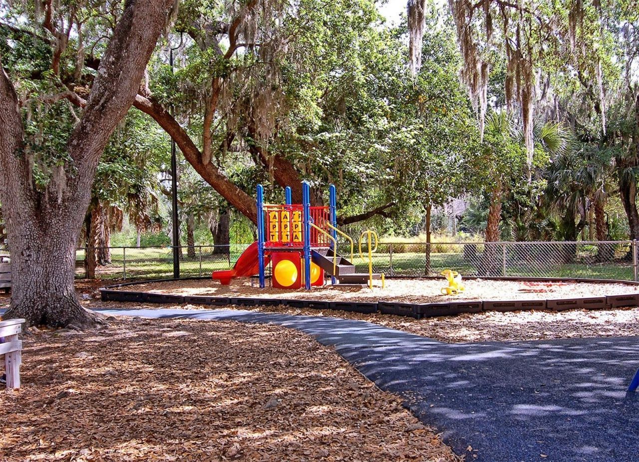 2481 S Scarlet Oak Court, Sarasota, FL 34232 Photo