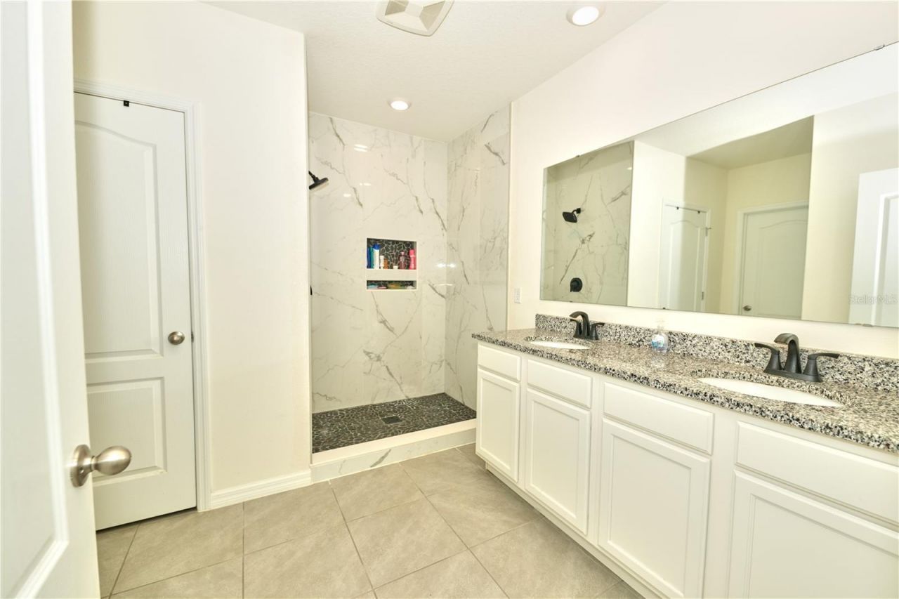 1679 Aurora Ridge Drive, Zellwood, FL 32798 Photo