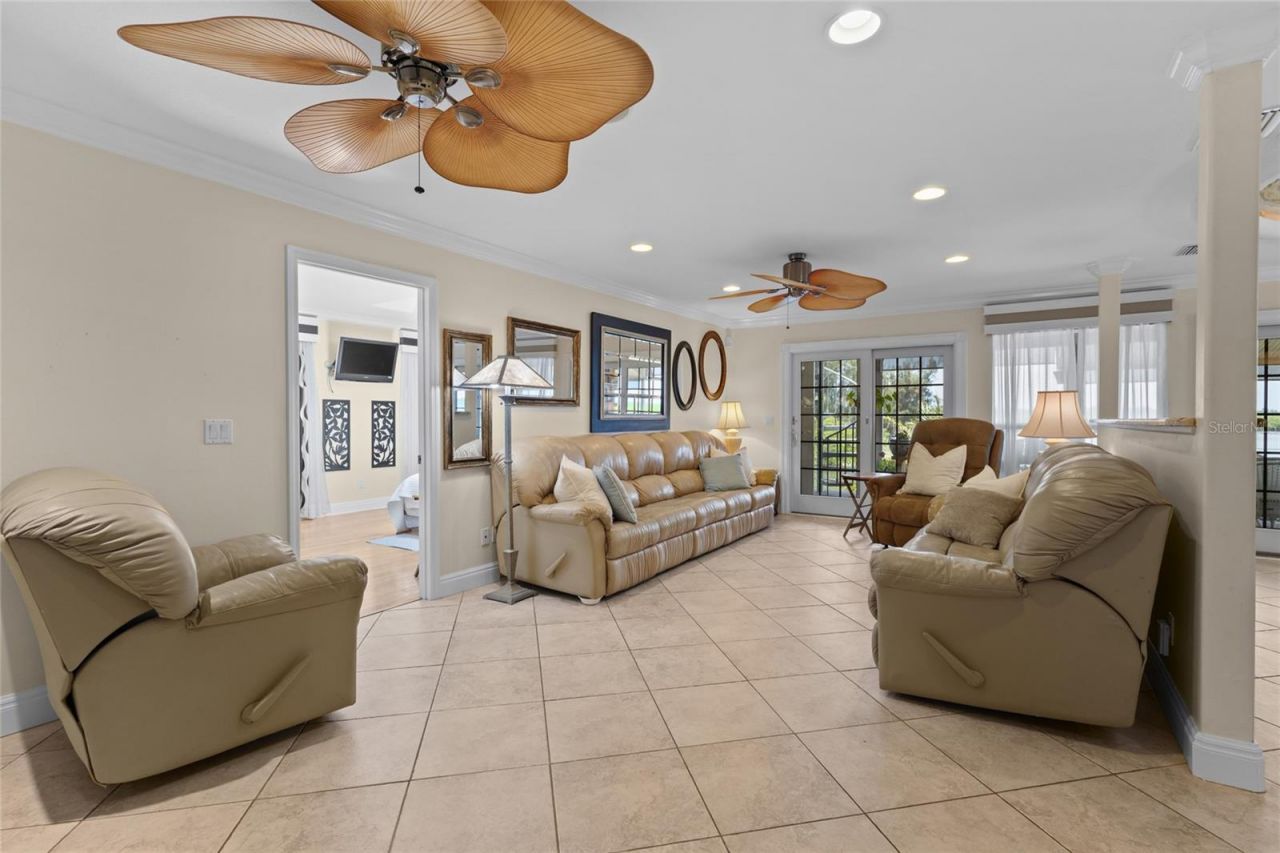 10007 Tamiami Trail S, North Port, FL 34287 Photo