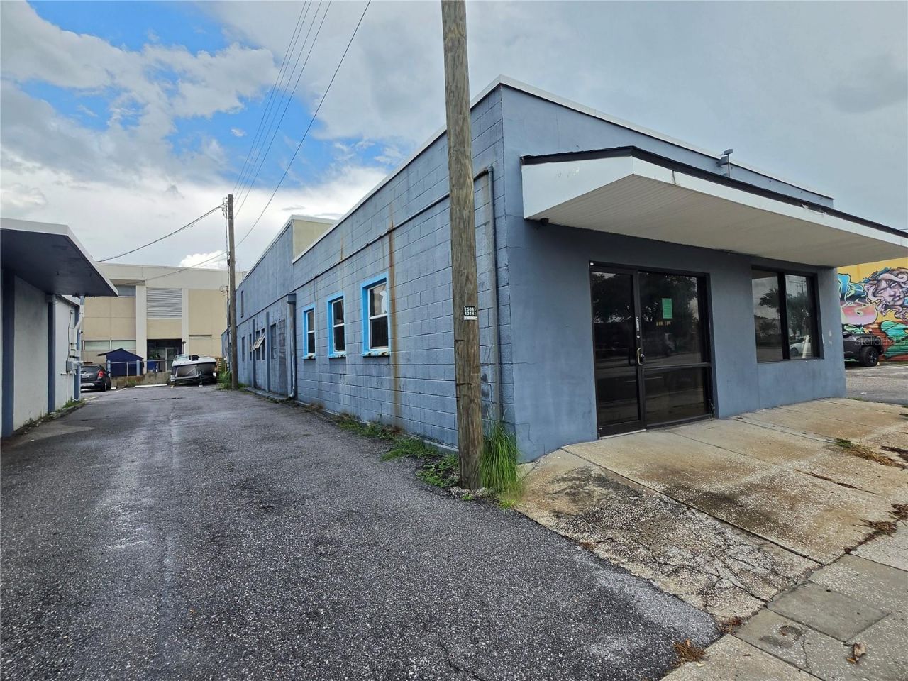 1942 E Hillsborough Avenue, Tampa, FL 33610 Photo