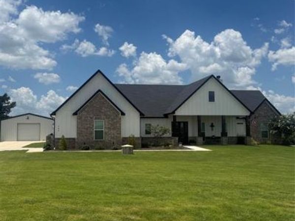 165 Quail Ridge Court, Decatur, TX 76234