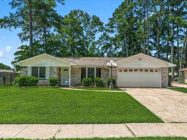 2709 Frostwood Drive, Shreveport, LA 71108